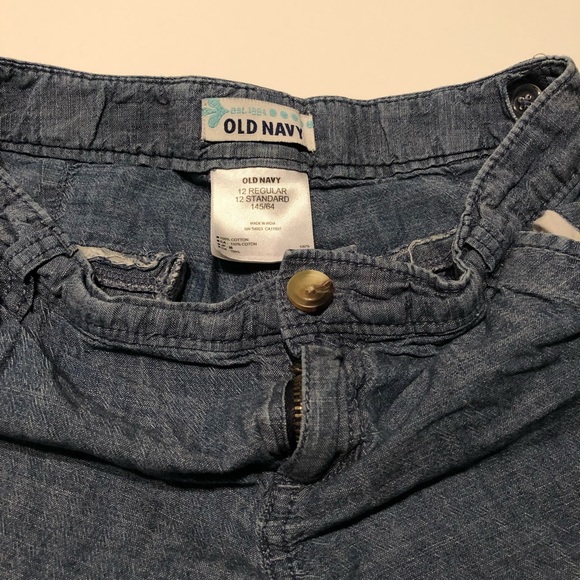 Old Navy Girls' Chambray Pull-On Shorts – Lightweight & Cute - Picture 3 of 5